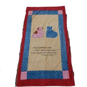 Museum of American Folk Art Utica Gingham Dog Calico Cat Beach Towel Vintage US